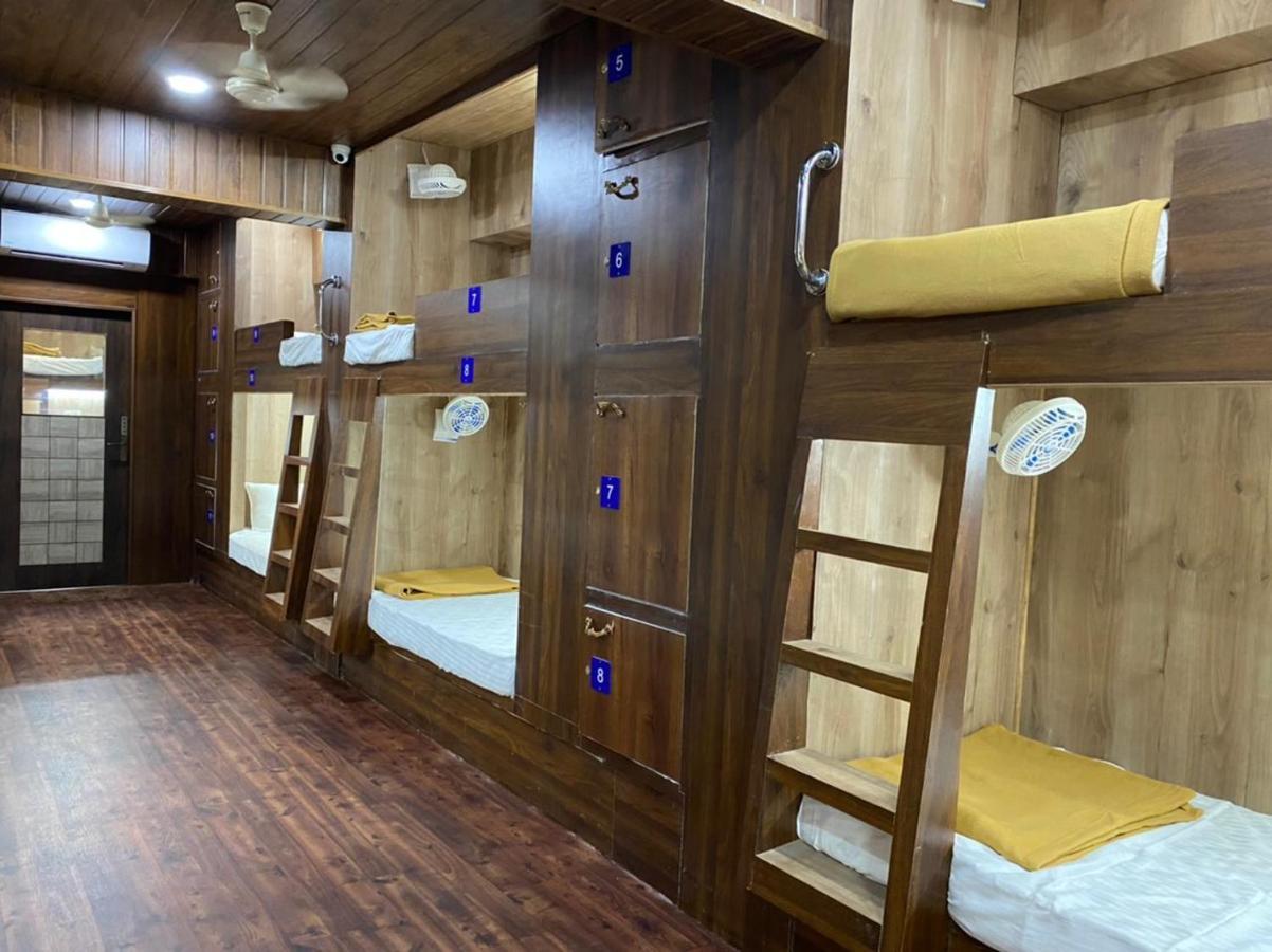 City Stay Ac Deluxe Hostel Мадгаон Екстер'єр фото
