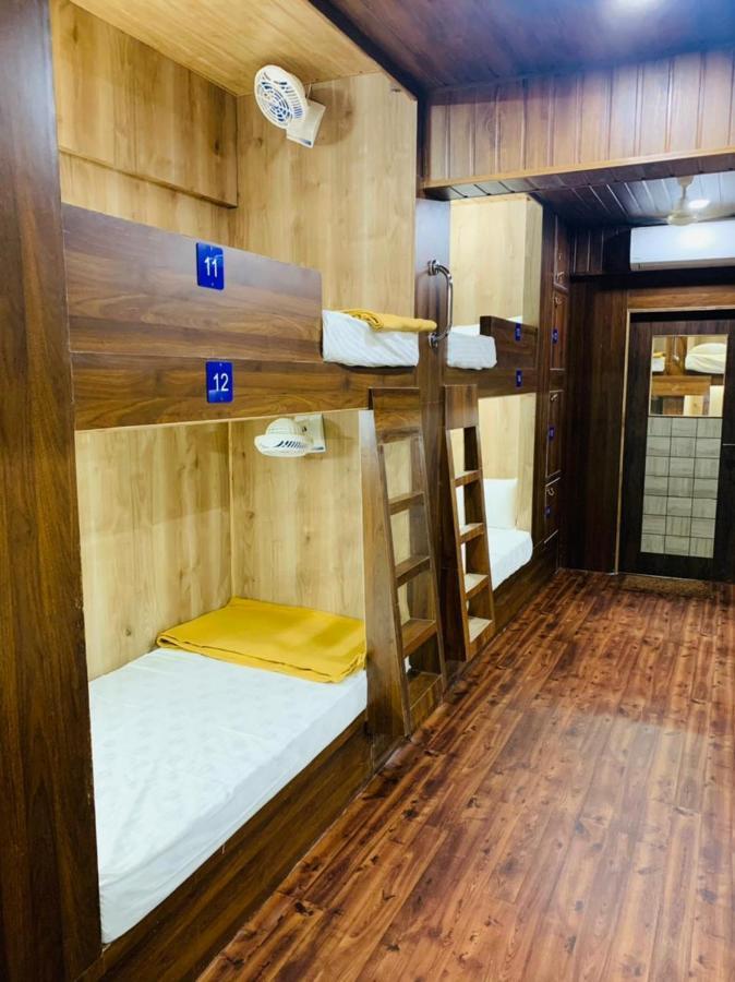 City Stay Ac Deluxe Hostel Мадгаон Екстер'єр фото